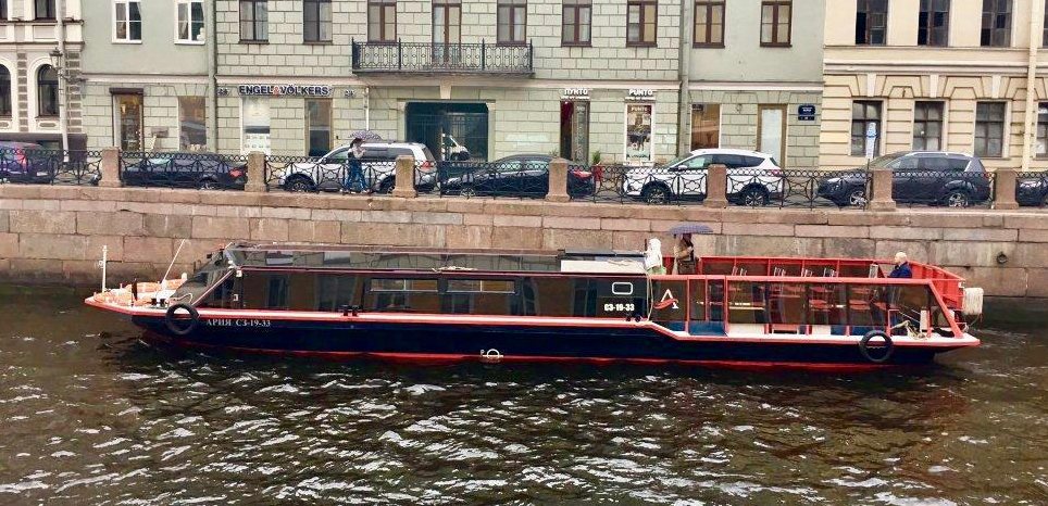 Снять теплоход «Ария» на час в Санкт-Петербурге