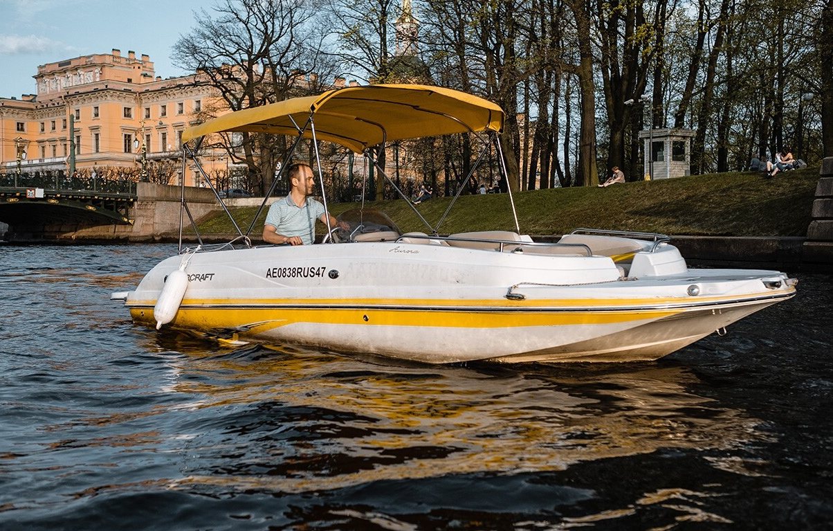 Прогулка по рекам на катере «Аврора»
