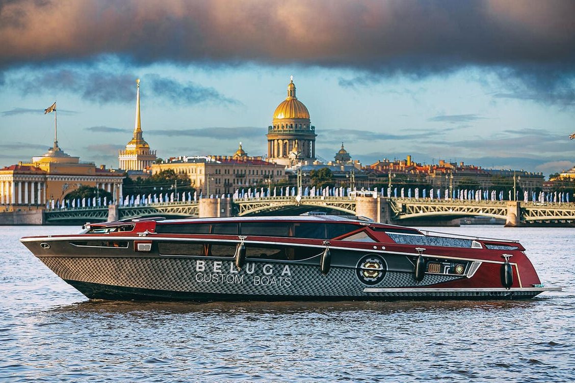 Речная прогулка на катере «Белуга» мимо достопримечательностей