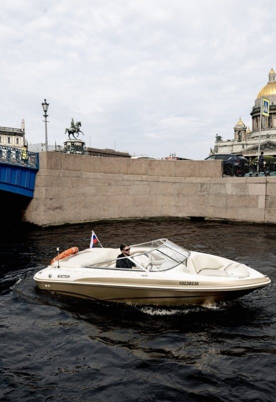 Катер «Бостон» — фото борта, аренда без посредников