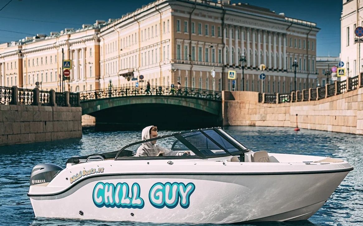 Снять катер «Чилл Гай / Chill Guy» на час в Санкт-Петербурге — фото 15