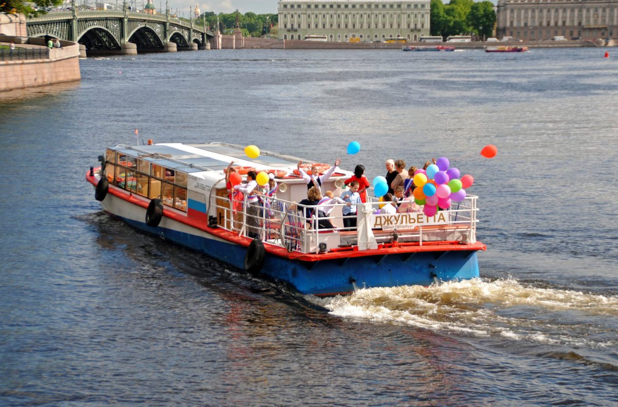 Снять теплоход «Джульетта» на час в Санкт-Петербурге — фото 15