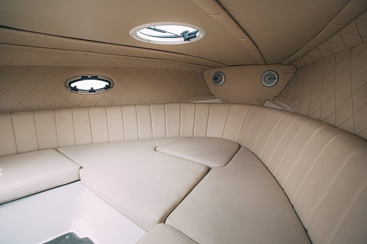 Прокат катера «Эйфория / Euphoria Velvette 25» в Петербурге — водная прогулка — фото 13
