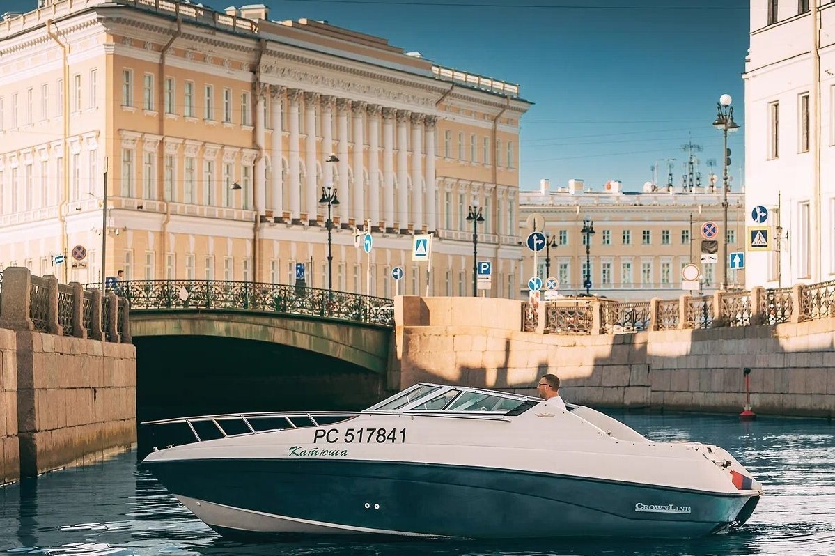 Катер «Катюша» у причала — прокат в СПб — фото 14