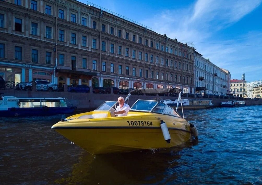 Снять катер «Луч» на час в Санкт-Петербурге
