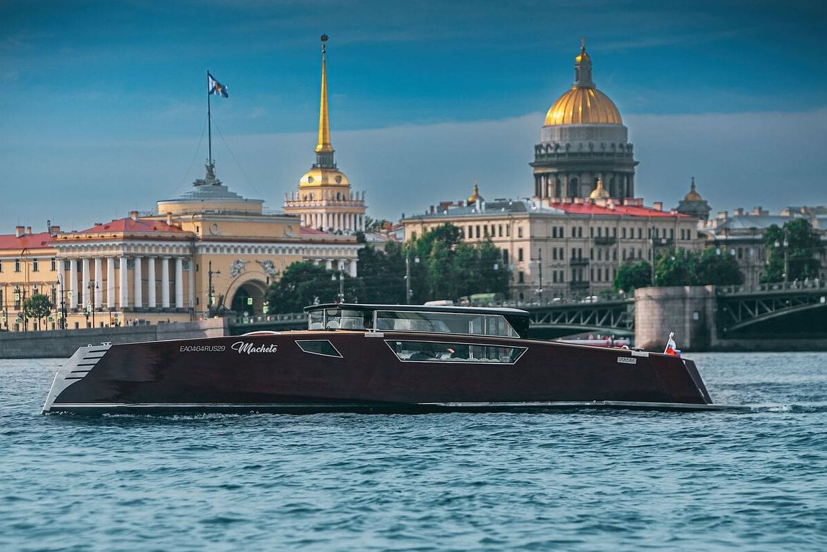 Водная экскурсия на катере «Мачете» — Северная Венеция