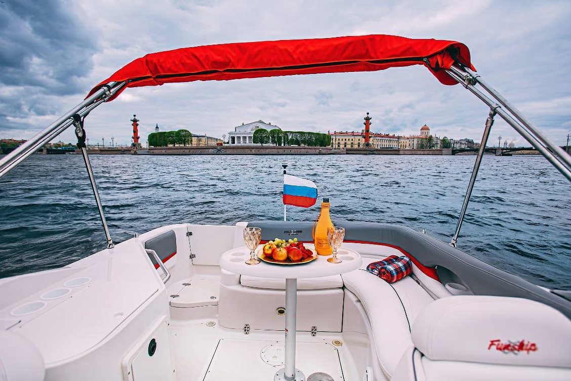 Прогулка по рекам на катере «Марсель»
