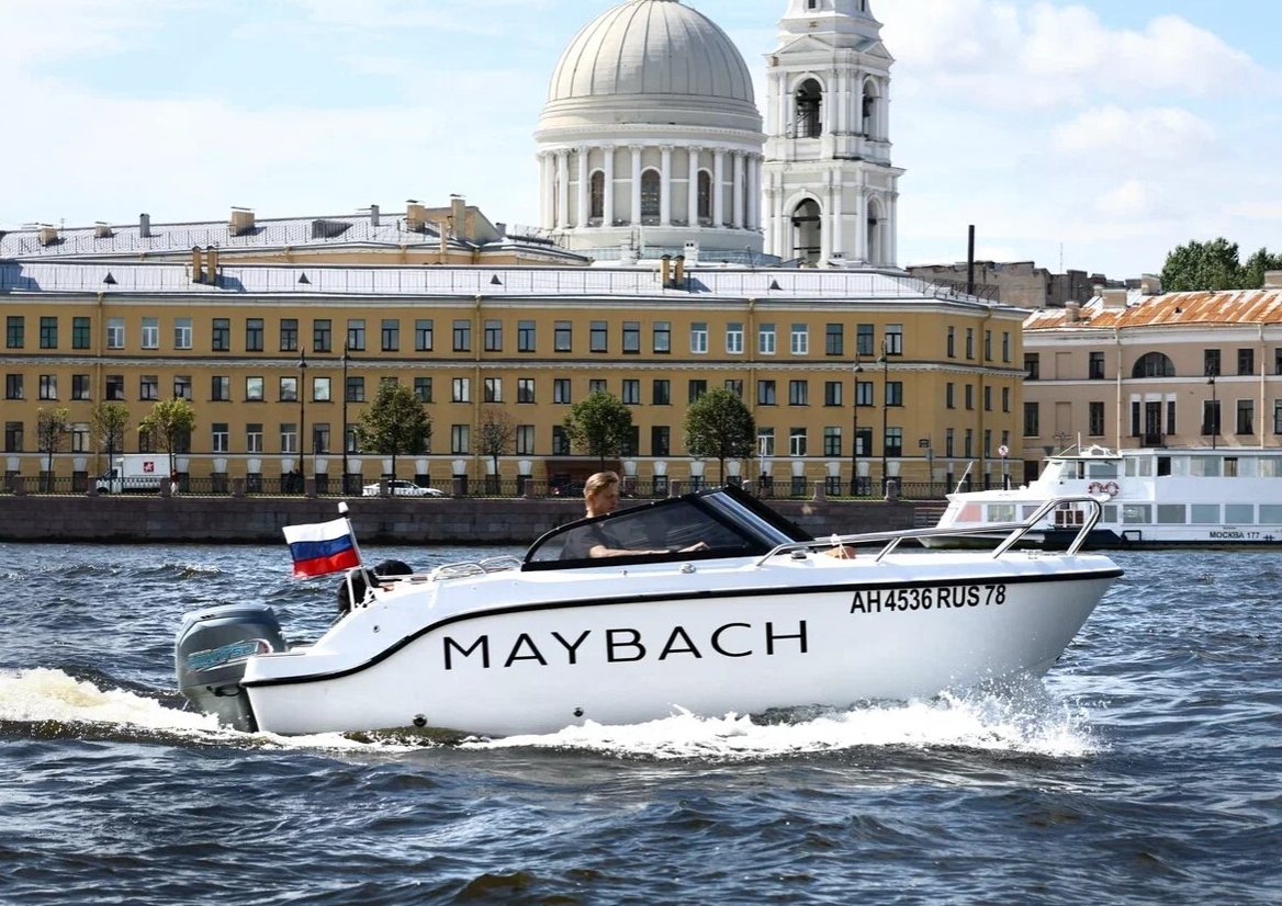 Водная экскурсия на катере «Майбах» — Северная Венеция