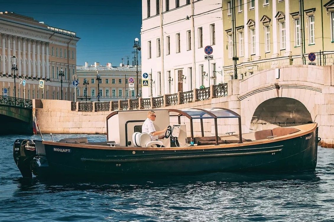 Катер «Моцарт» — фото борта, аренда без посредников