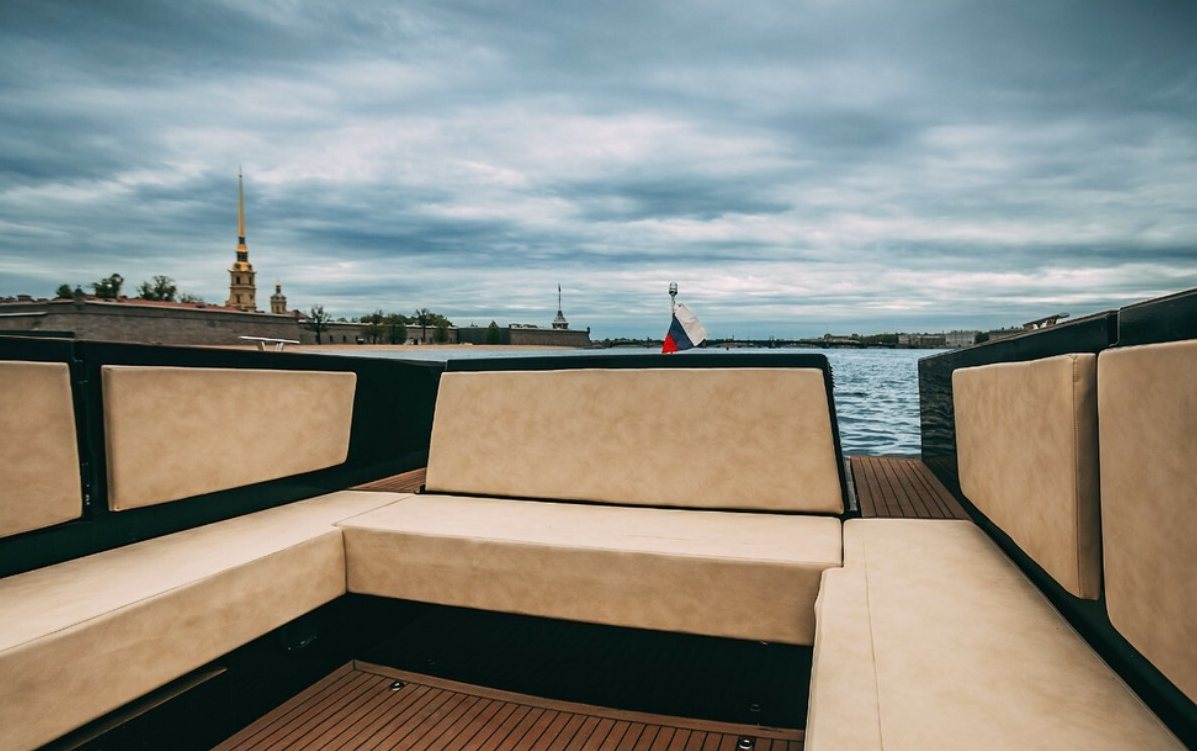 Прокат яхты «Первый» в Петербурге — водная прогулка — фото 13
