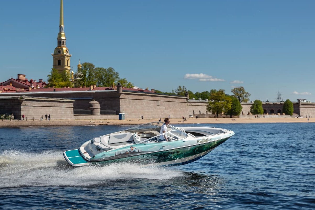 Водная экскурсия на катере «Похухоль» — Северная Венеция