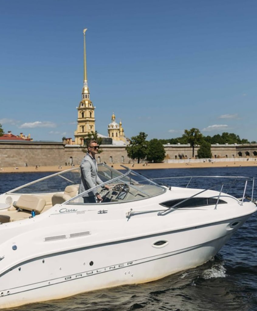 Катер «Мистик» идёт по каналам Петербурга — фото 16