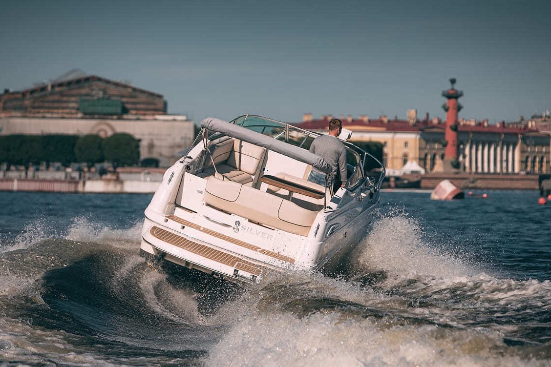 Прокат катера «Сильвер» в Петербурге — водная прогулка — фото 13