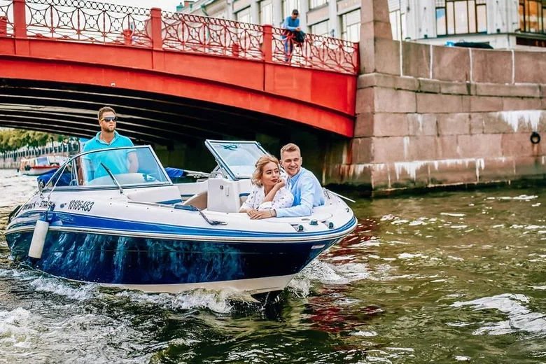 Водная экскурсия на катере «Смарт (Smart)» — Северная Венеция