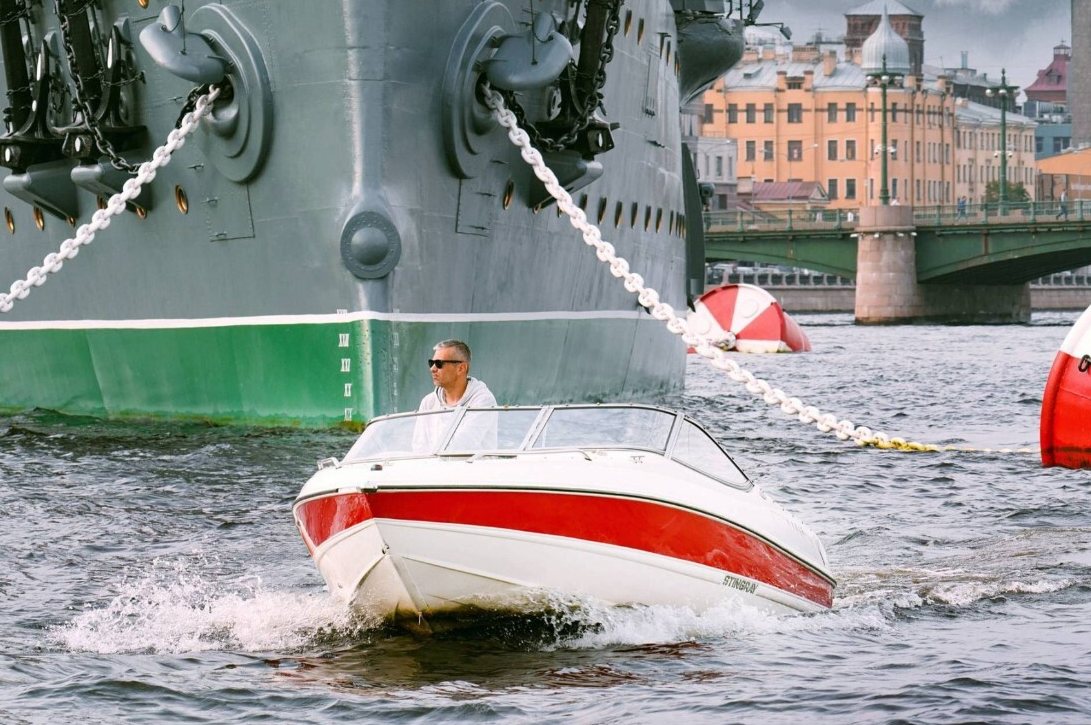 Водная экскурсия на катере «Стинг 185 (Stingray 185)» — Северная Венеция