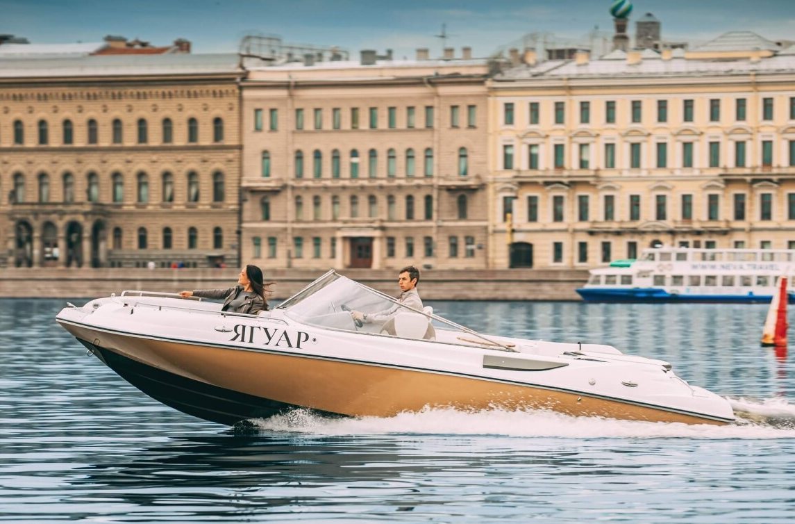Катер «Ягуар» у причала — прокат в СПб — фото 14