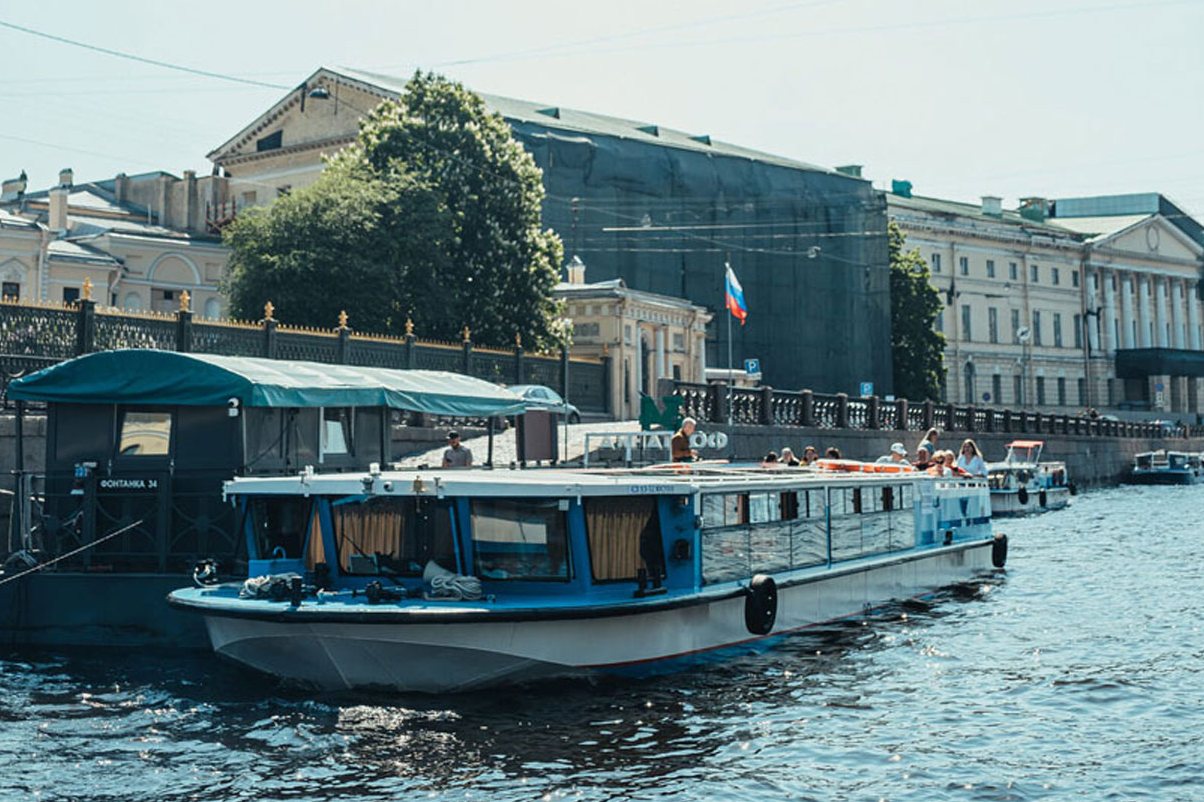Снять теплоход «Юсупов» на час в Санкт-Петербурге — фото 15