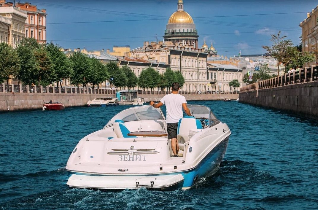 Снять катер «Зенит» на час в Санкт-Петербурге — фото 15